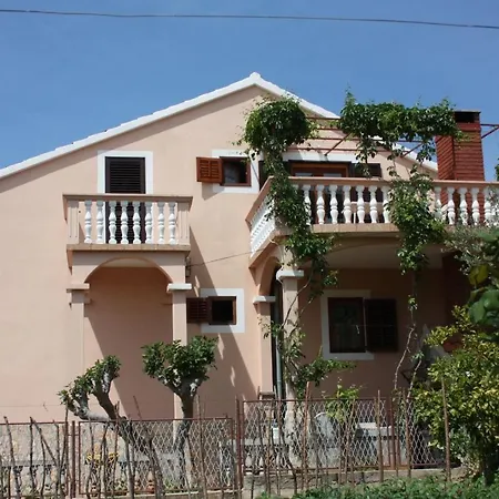6197c Appartement Turanj