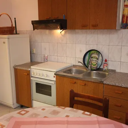 6197c Apartment *